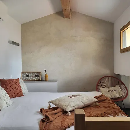 Hotel apartamentowy Mademoiselle Josephine