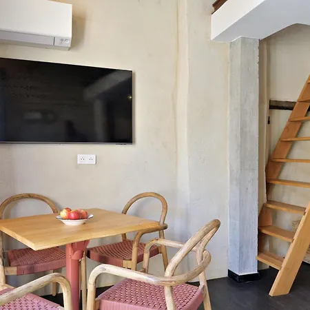 Hotel apartamentowy Mademoiselle Josephine 3*