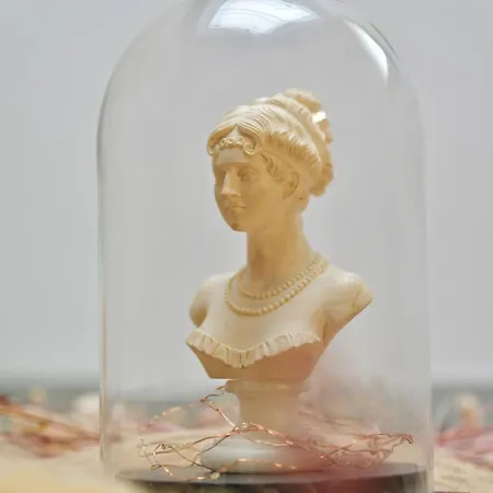 Mademoiselle Josephine 아작시오